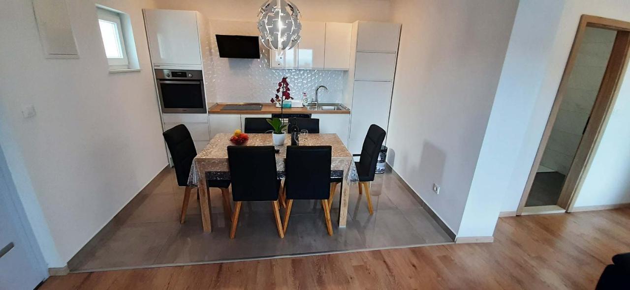 Penthaus Apartment N&M Baska Voda Ngoại thất bức ảnh